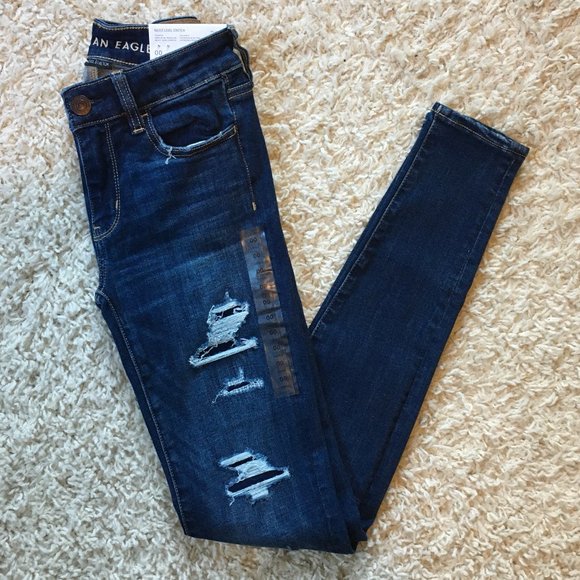 American Eagle Outfitters Denim - NWT 00L American Eagle Distressed Jegging Jeans